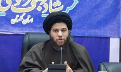 مردم با همه ی سختی ها پای نظام و انقلاب ایستاده اند