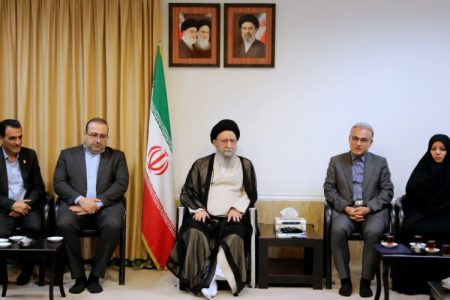 دیدارمدیران کل و اعضای شورای معاونین آموزش و پرورش گلستان با آیتالله نورمفیدی