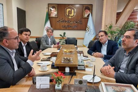 سالروز افتتاح حساب ۱۰۰ امام و تاسیس بنیاد مسکن انقلاب اسلامی