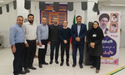پیوستن کارکنان مرکز تعویض پلاک گلستان به پویش «چهارشنبههای امام رضایی» همزمان با دهه کرامت