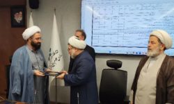 مدیر مرکز اسلامی گلستان برای چهارمین سال به عنوان مدیر برتر کشور انتخاب شد