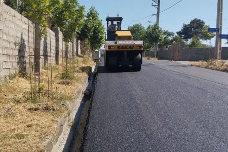 لبخند آبادانی بر چهره روستای چنارلی؛ آسفالت ۳۰۰۰ مترمربع از معابر خاکی توسط بنیاد مسکن گلستان