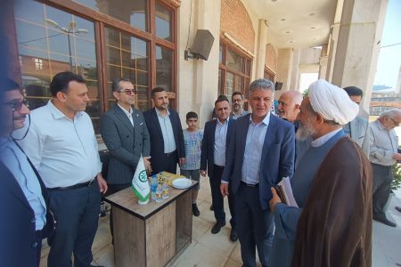 برگزاری میز خدمت در مصلی گرگان
