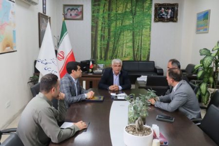 امضاء تفاهمنامه احداث نیروگاه خورشیدی در شهرک صنعتی اترک