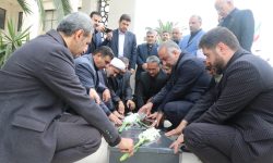 مراسم عطرافشانی و گلباران مزار شهدا همزمان با نخستین روز هفته قوه قضاییه برگزار شد