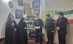 دیدار با خانواده شهدا و گرامیداشت نام و یادشان