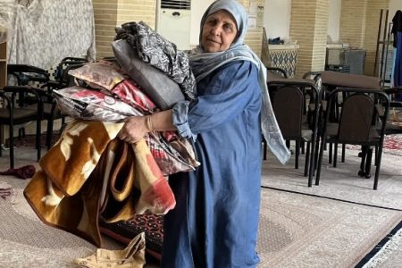 همدلی بانوان در غبارروبی مسجد جامع گلشن گرگان