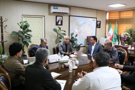 نشست مدیرعامل و اعضای هیئت‌مدیره شرکت تعاونی کشاورزی تخصصی بذر پایتخت با سرپرست سازمان مرکزی تعاون روستایی ایران
