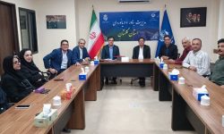 نشست مدیر بنادر و دریانوردی استان گلستان با کارکنان این مدیریت بمناسبت هفته دولت و روز کارمند