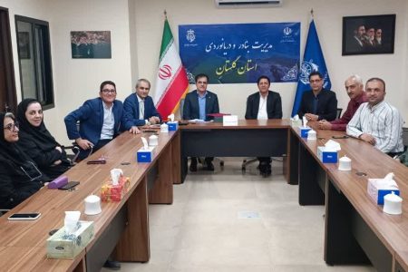 نشست مدیر بنادر و دریانوردی استان گلستان با کارکنان این مدیریت بمناسبت هفته دولت و روز کارمند