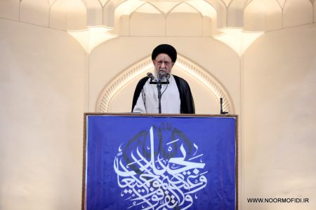 وحدت رمز عبور ایران از فشارهای دشمن است